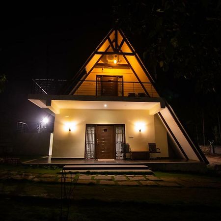 มิสต์ - เยลโลว์ รีสอร์ต แอนด์ สปา Hotel เยอร์โคด ภายนอก รูปภาพ